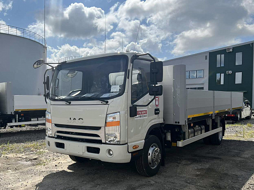 Бортовой автомобиль на шасси JAC N90L