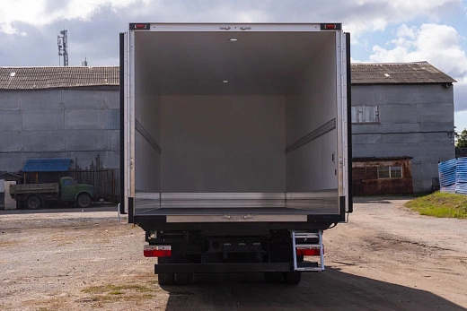 Изотермический фургон DONGFENG C120L 6,2 м