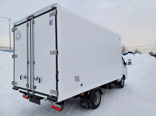 Изотермический фургон JUNFENG Q35L 4,2х2,2х2,1 м, сэндвич 80 мм