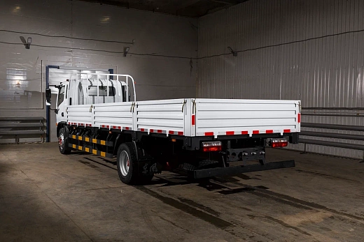 Бортовой фургон DONGFENG C120L