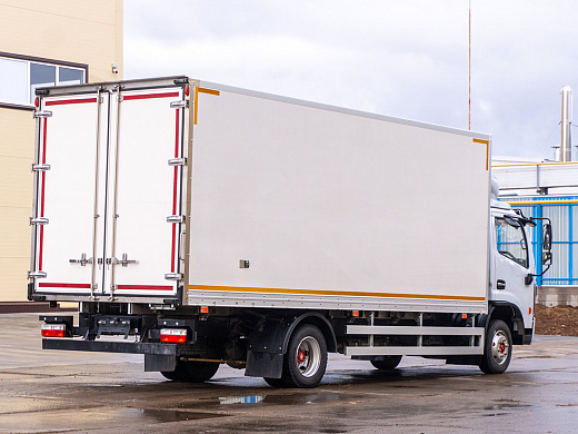 Промтоварный фургон DONGFENG C80L SOTA 6,2