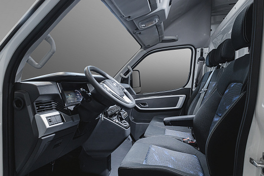 Цельнометаллический фургон DONGFENG JUNFENG K33-561