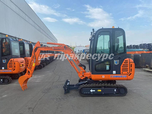 Гусеничный экскаватор Lonking CDM6020
