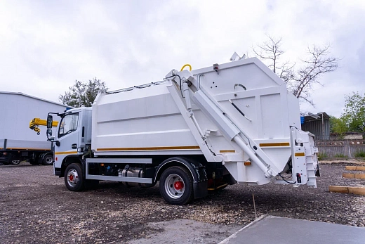Мусоровоз с задней загрузкой DONGFENG C120T 10 куб.м