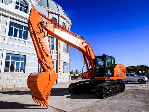 Гусеничный экскаватор Lonking CDM6245F
