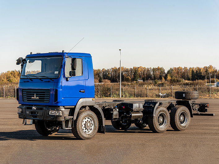 Шасси МАЗ-630226-5575-070 6×6